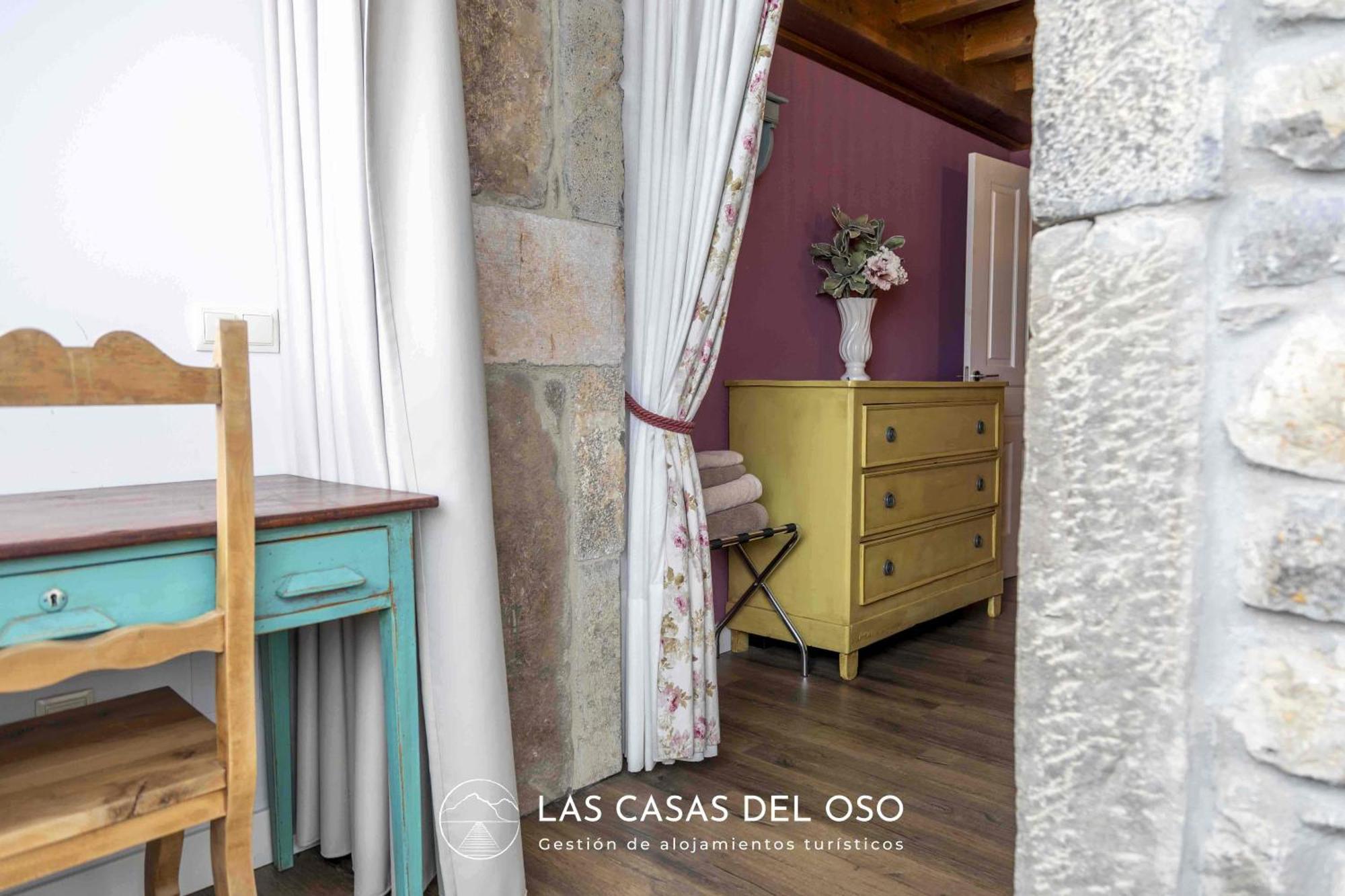 El Mirador De San Trocaya - Las Casas Del Oso Villamarcel Bagian luar foto